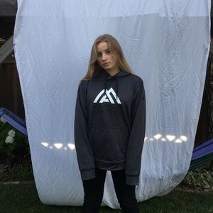 North Face sweatshirt/hoodie
